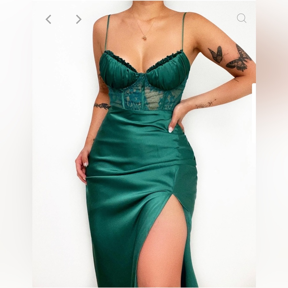 Beautiful Forrest Green Dress - AU X-Large - fits more like US medium